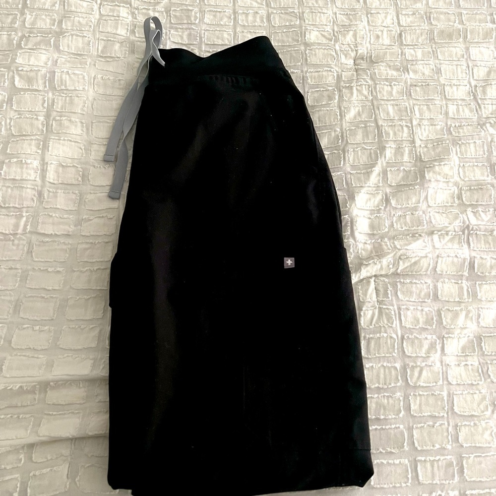 Figs medium Yola scrub pants regular length
